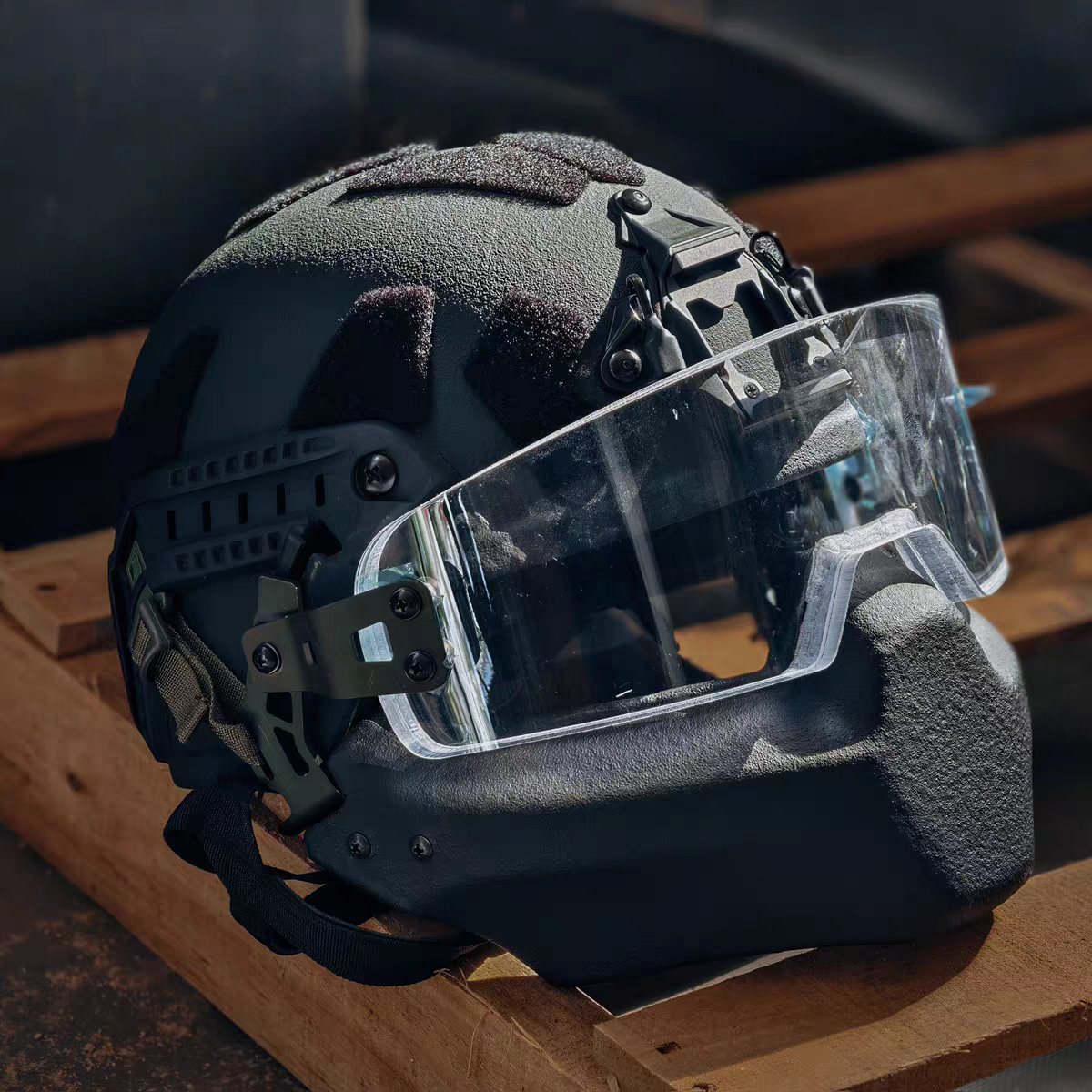 IIIA ACH MICH 2000 Tactical Combat Ballistic Helmet with Face Armor